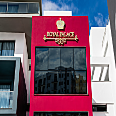 Royal Palace Hotel